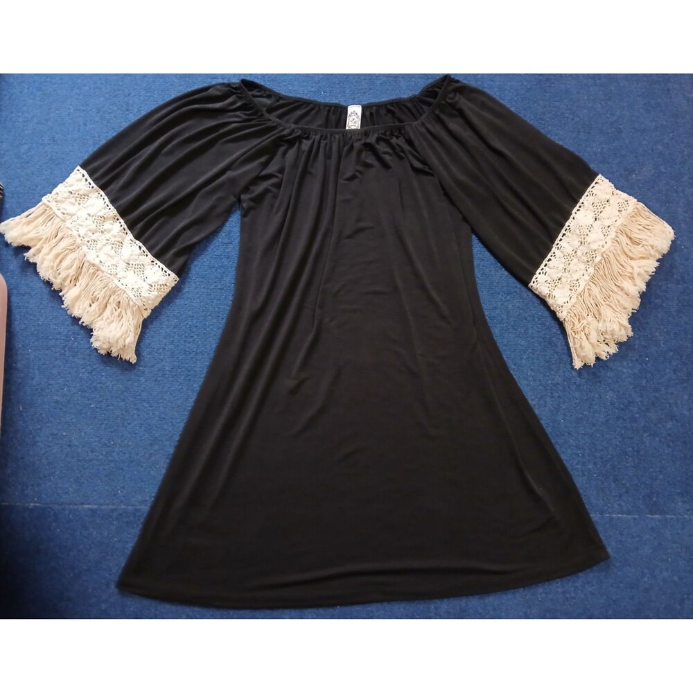 Black Boho/Western  Style Dress Fringe Flare Sleeves Large NWOT